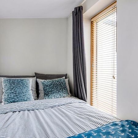 Wehost Stunning Penthouse In Kallio Хельсинки Экстерьер фото
